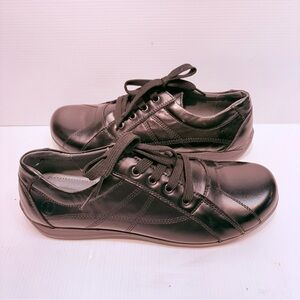 Women's Casual Black Leather Round Toe Lace-Up Shoes - 10.5/11 USA (41 EUROPEAN